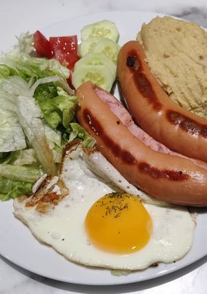 A picture of Pease Pudding (Hrachová kaša).