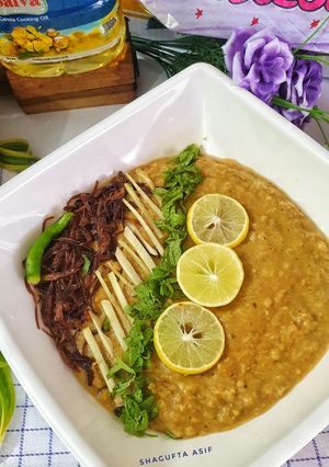 A picture of Beef Haleem.