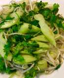 Rọc mùng giá xào chay