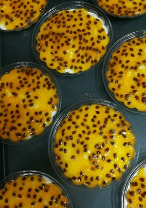 Una foto de Mousse de Maracuyá