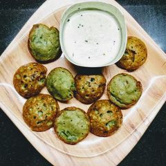 A picture of Moong dal appe.