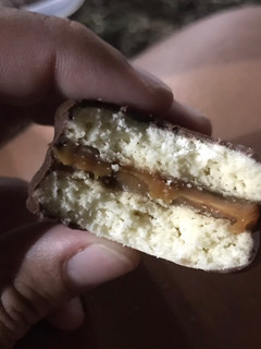 Una foto de Alfajores