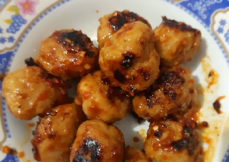 Bakso daging bakar extra pedas