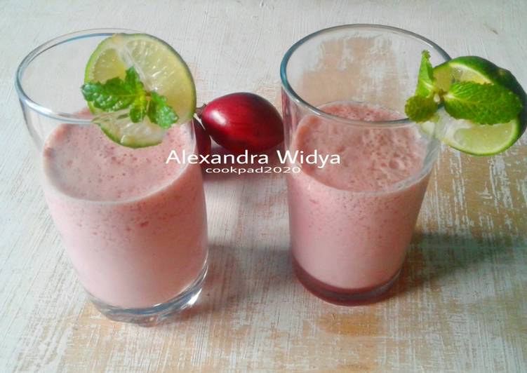 Smoothie Terong Belanda