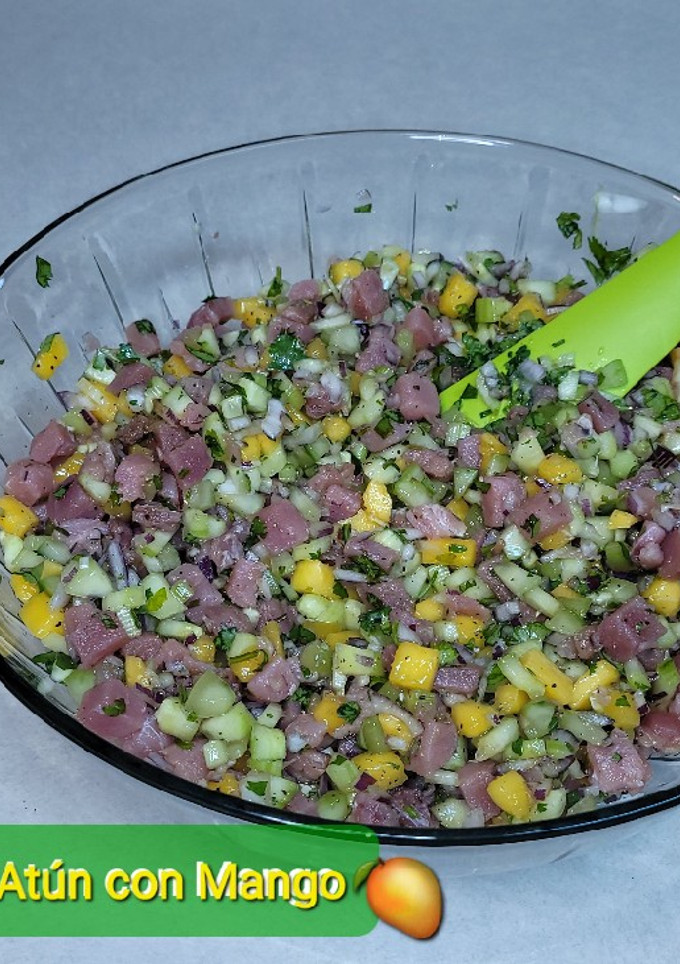 Una foto de Ceviche de Atún con Mango