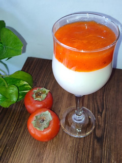 عکسی از دستور پودینگ نارگیلی با سس خرمالو