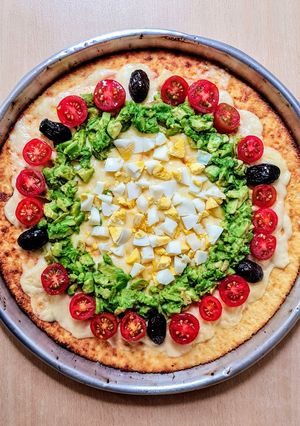Una foto de Pizza saludable con masa de ricota 🍕 alta en proteínas y grasas saludables ❤ low carb🍕 sin gluten