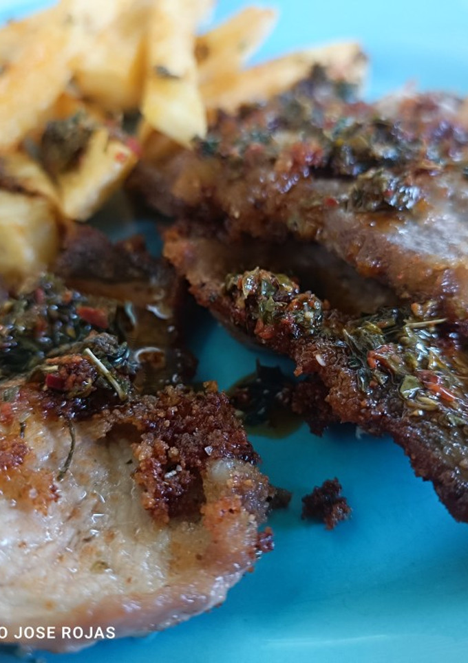 Una foto de Lomo de dos colores con adobo de cazón