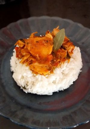Una foto de Arroz con pollo pero diferente 😋