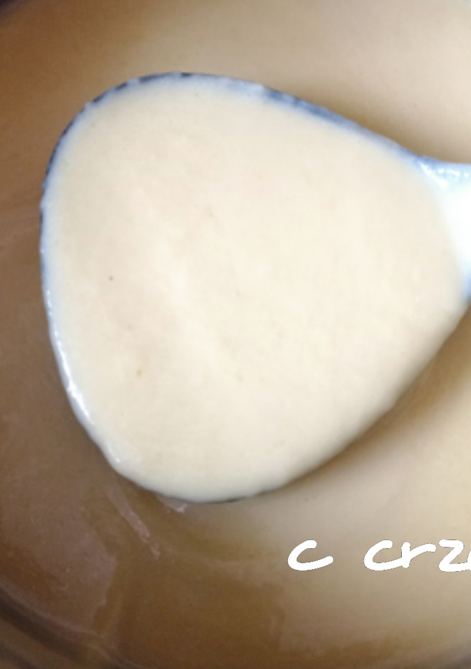 Una foto de Crema de calabacín con nata y puerro