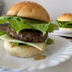 A picture of Cheese Burger 芝士漢堡.
