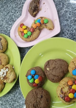 Una foto de Galletitas súper ricas de vainilla, chocolate y red velvet!
