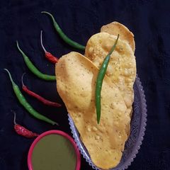 A picture of Fafda.