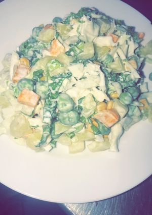 A picture of Zeeyms special salad.