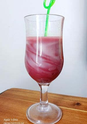 Hình của món Nước sắn dây và siro dâu tằm.