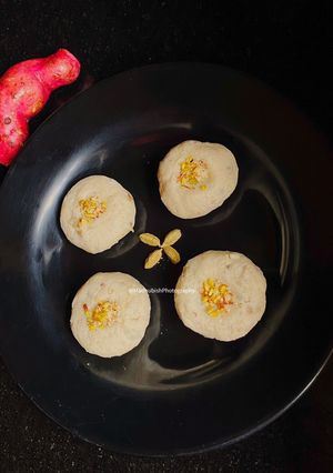 A picture of Shakarkandi Peda.