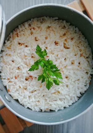 Una foto de Arroz blanco minimalista 🍚