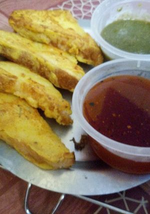 तवा ब्रेड पकौड़ा (tawa bread pakoda recipe in Hindi) रेसिपी मुख्य फोटो
