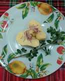 Boiled eggs saporite con salame e parmigiano