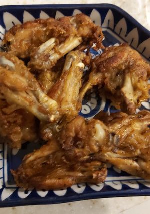 A picture of Spicy Wings.