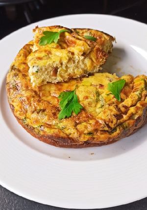 Une photo de Frittata poireaux fromage râpé