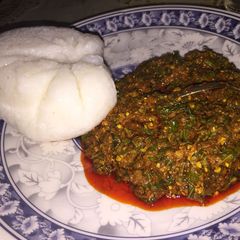 A picture of Tuwan shinkafa nd miyar egusi.