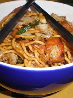 Una foto de Lo mein