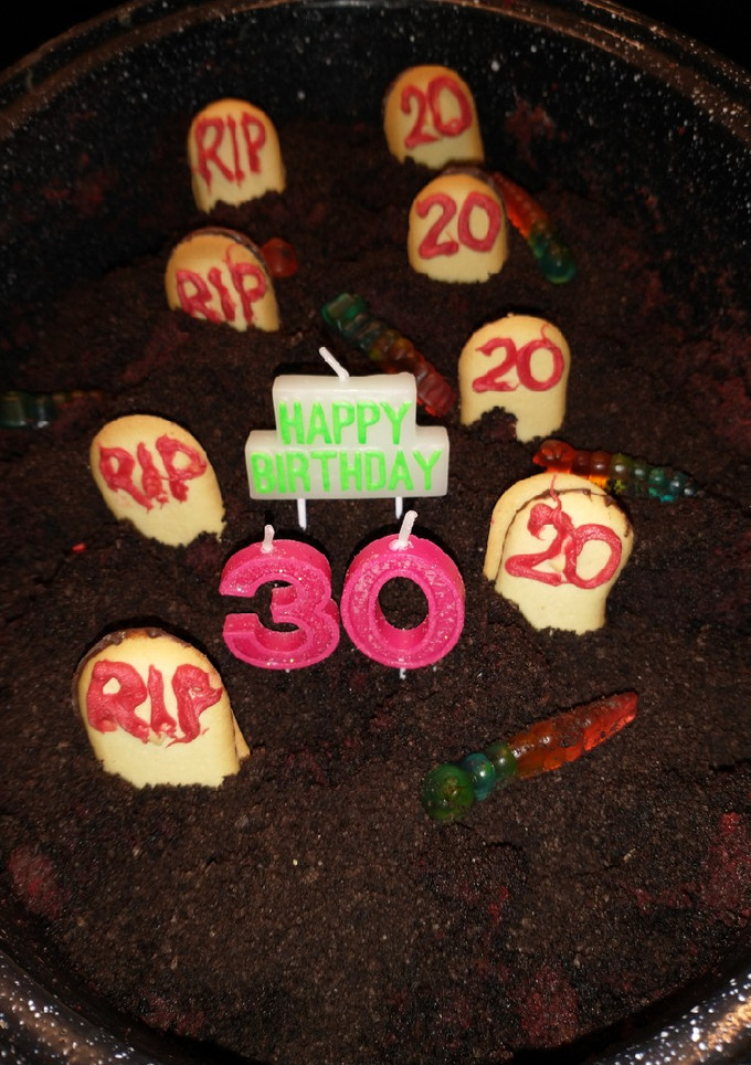 A picture of Grave Yard / Dirt Cake.