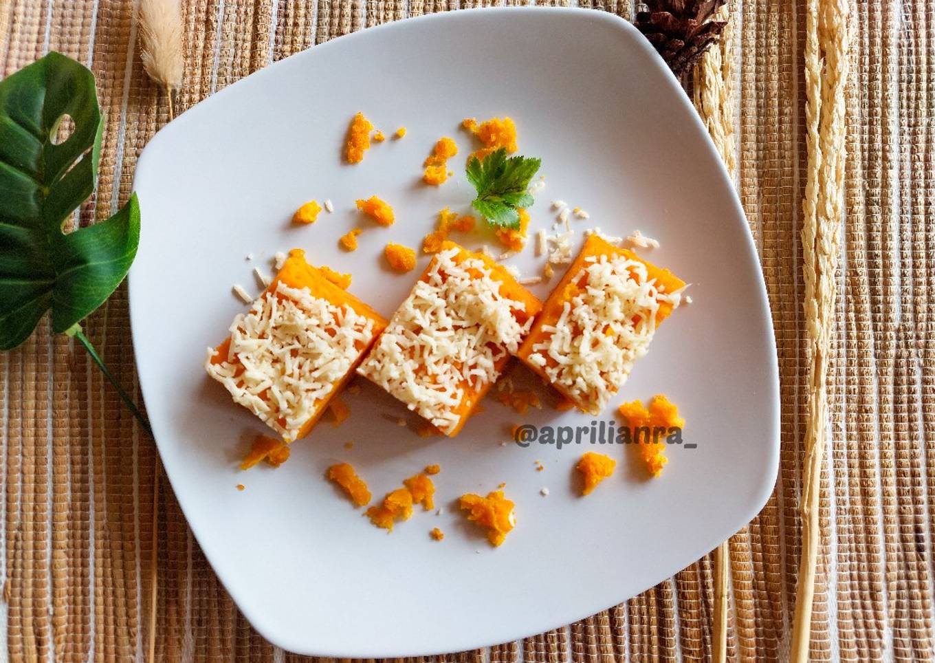 Pumpkin Cake (Cake Labu Kuning)