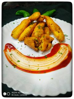 मिरची भजी/ मिरची पकोडा (mirchi pakoda recipe in marathi) रेसिपी चे मुख्य फोटो