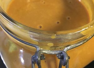 Una foto de Crema Dulce de Habichuelas, Coco y Cúrcuma