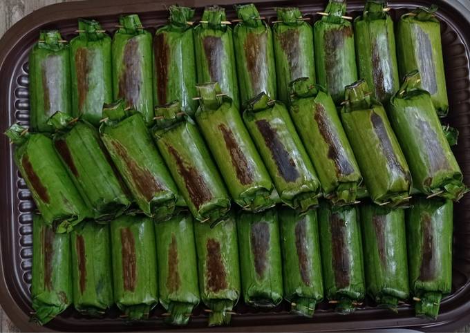 Lemper Ayam Enakk Lumer Gurihh