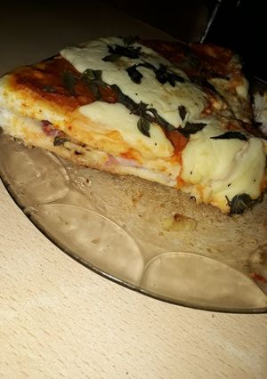Una foto de Sandwiche de pizza