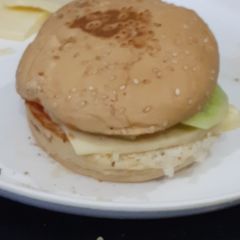 A picture of Cheddar Cheese Burger.