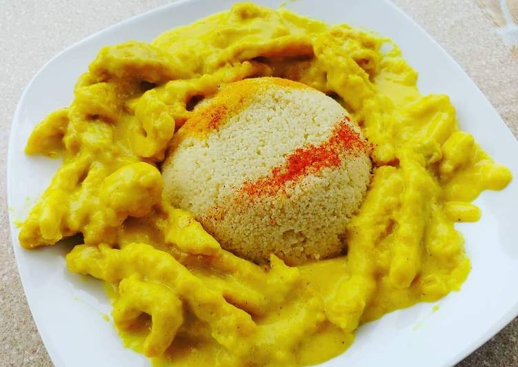 Cous cous con straccetti di pollo alla curcuma