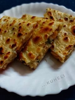 মেক্সিকান চীজি ভেজ ক্যাসেডিয়া (mexican Quesadilla recipe in Bengali) রেসিপির প্রধান ছবি