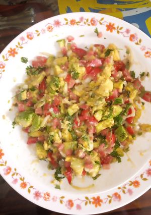 A picture of Authentic guacamole.