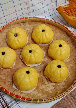 Foto resep Bakpao Labu Kuning (Isi Kacang Merah - No Mixer)