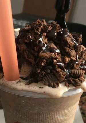 A picture of Chocolate milkshake.