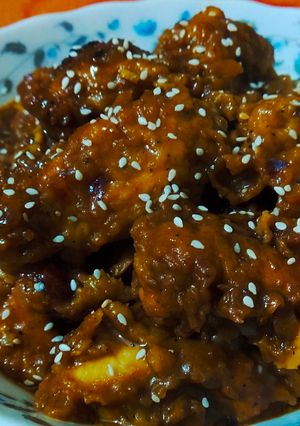 A picture of Orange Chicken.