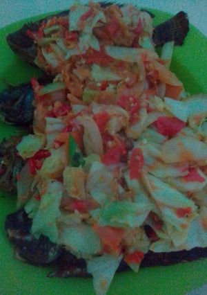 Foto resep Nila goreng siram sambal kol