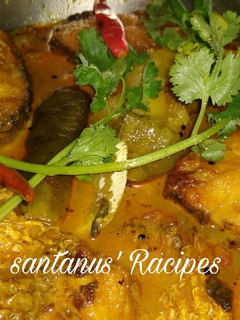 রুই মাছের ঝোল ঝাল আলু বেগুন দিয়ে (rui maacher jhol aloo begun diye recipe in Bengali) রেসিপির প্রধান ছবি