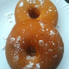 A picture of Doughnts.