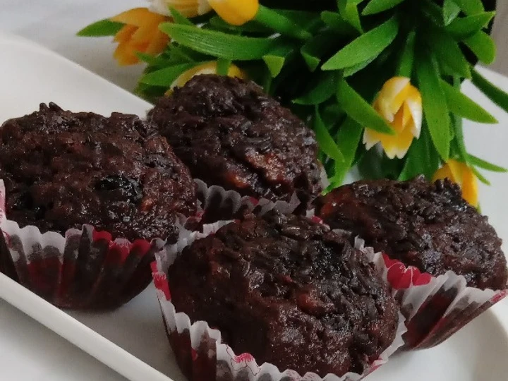 Langkah Gampang Membikin Resep  Banana Muffin Double Chocolate yang Lezat, Menggugah Selera
