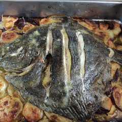 Una foto de Rodaballo al horno