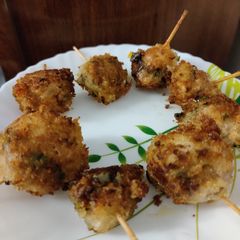 A picture of Crispy stuffed mushrooms.