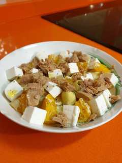 Una foto de Ensalada de invierno (receta de aprovechamiento y económica)