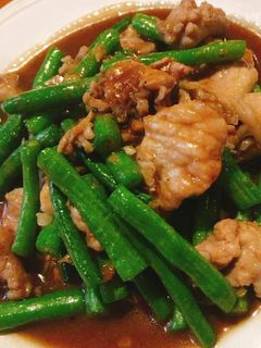 รูปของ ถั่วผัดเนื้อสันซอสเห็ดหอม #กินผักรักสุขภาพ2