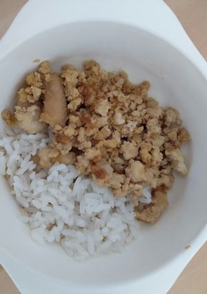 Foto resep Mpasi 1Y+ nasi ayam cincang kecap
