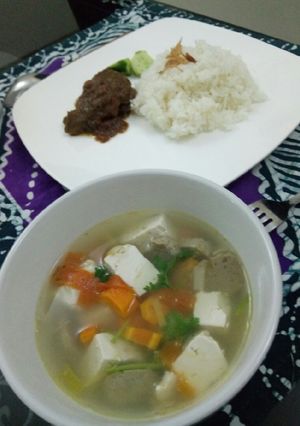 A picture of Tofu Soup.